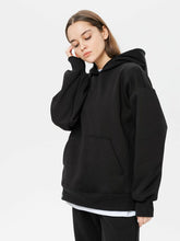 Load image into Gallery viewer, SIGNATURE BASIC HOODIE - BLACK