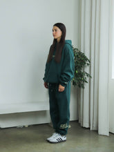 Load image into Gallery viewer, PERSPECTIVE HOODIE - CASTLETON GREEN