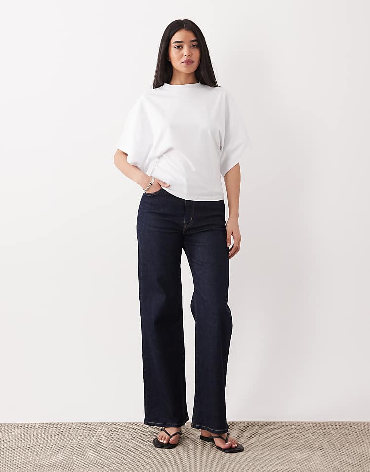 Oversize Structure™ Tee